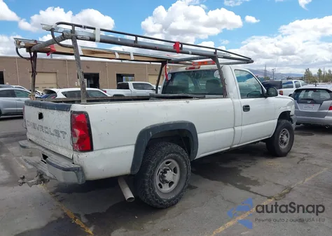 2006 Chevrolet Silverado 2500Hd Work Truck z USA, uszkodzony, nr VIN 1GCHC24U56E172684